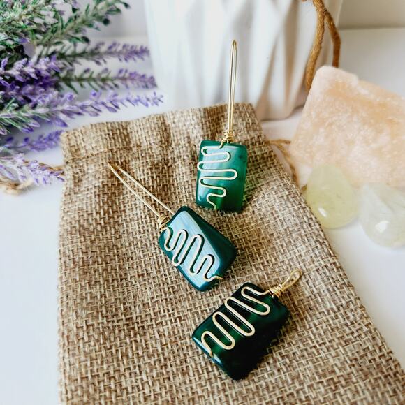 Gold Wire Wrapped Green Agate Stone Earrings and Pendant, Boho Chic, Minimalist - Picture 11 of 11